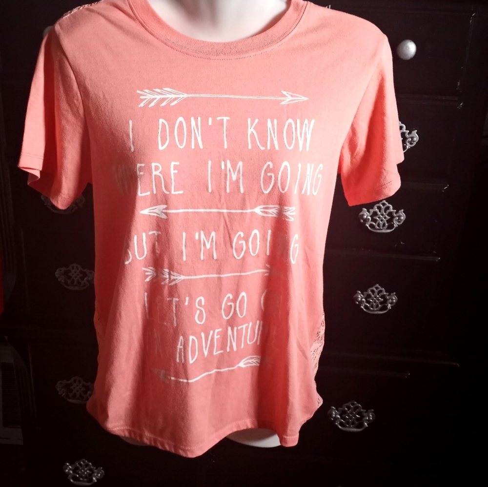Pink Graphic T-Shirt w/Floral Lace Backside